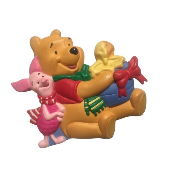 Hallmark Disney Winnie the Pooh and Piglet Christmas Lapel Pin - Picture 8 of 10